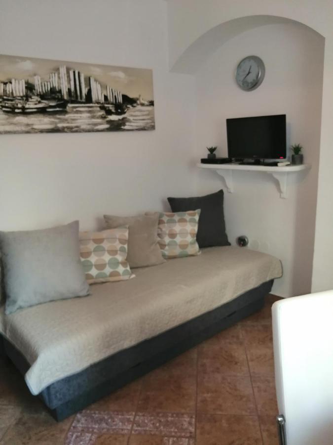 Apartments Villa Nona Umag Luaran gambar