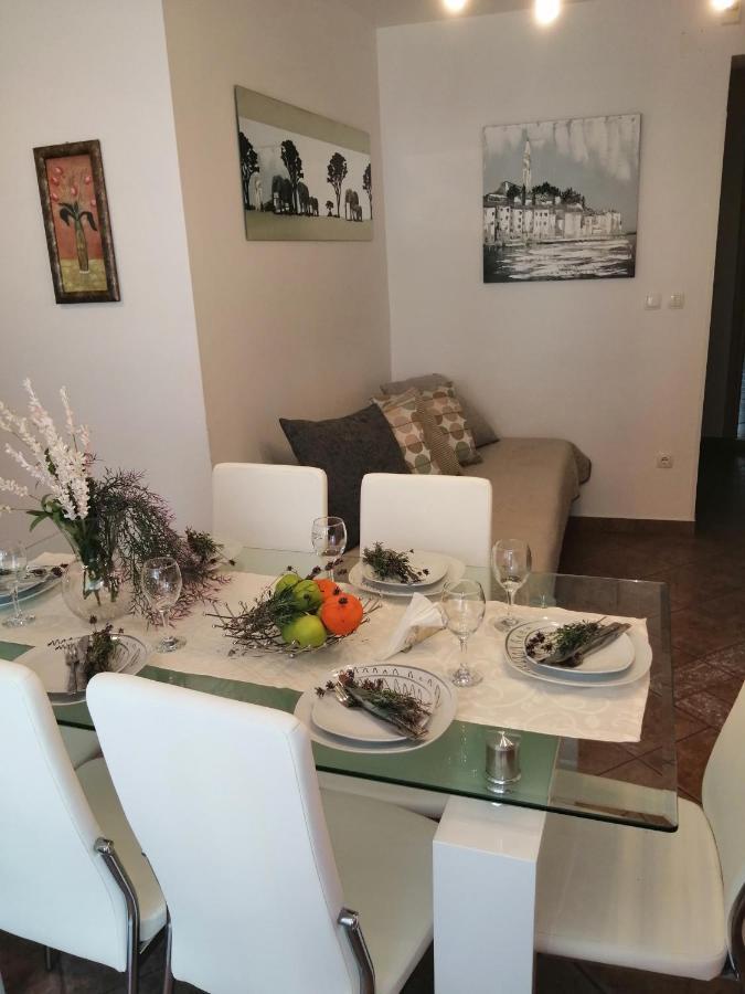 Apartments Villa Nona Umag Luaran gambar