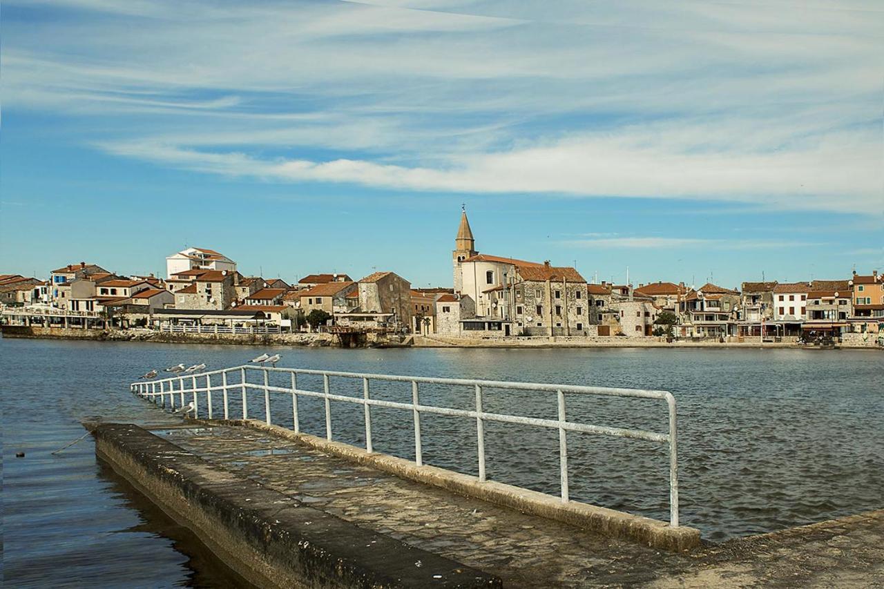 Apartments Villa Nona Umag Luaran gambar