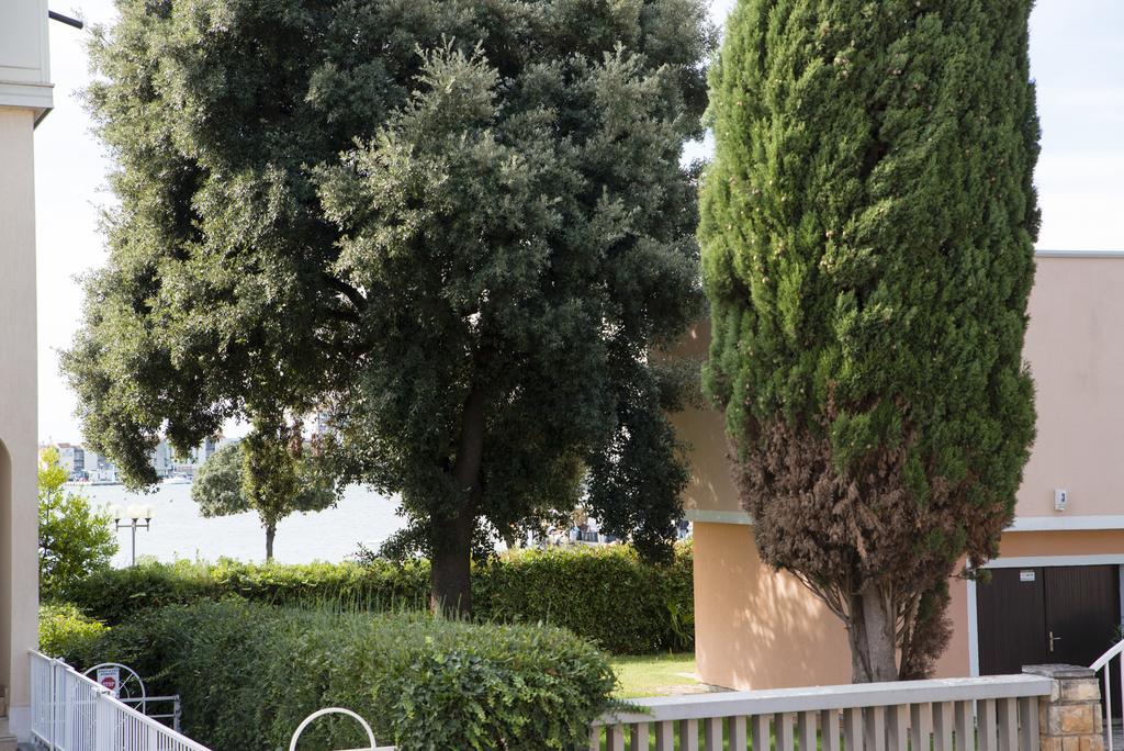 Apartments Villa Nona Umag Luaran gambar