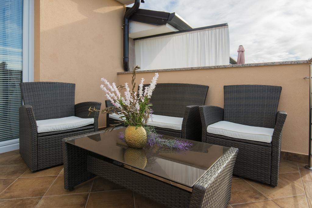 Apartments Villa Nona Umag Luaran gambar