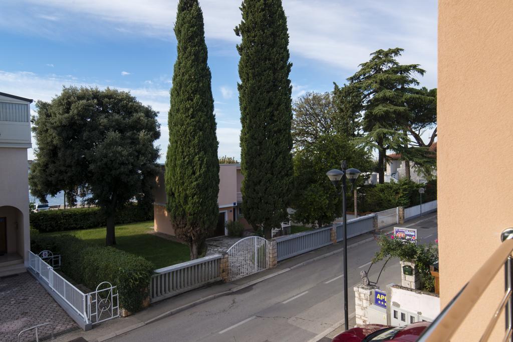 Apartments Villa Nona Umag Luaran gambar